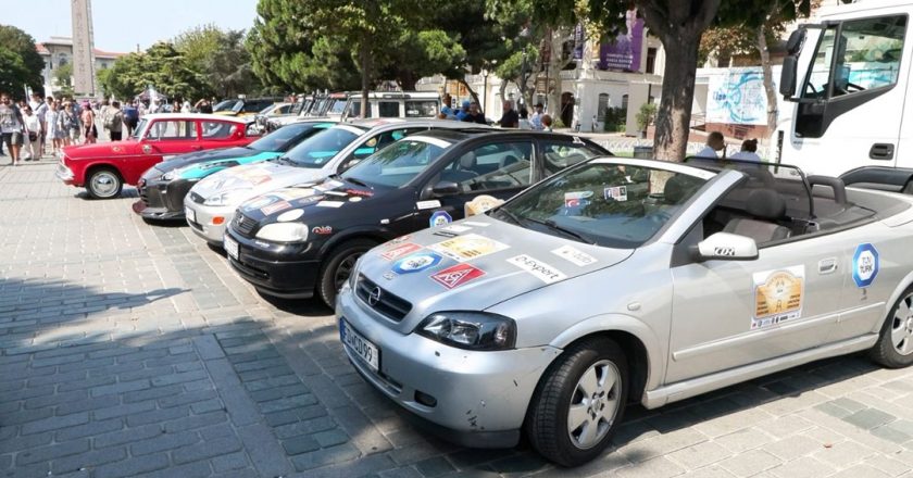 İpek Yolu Rallisi Sultanahmet Meydanı'ndan başladı – Son Dakika Türkiye Haberleri