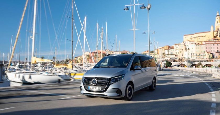 Mercedes hafif ticari elektrikli araçlar yolda