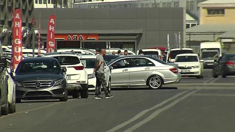 İkinci el araçlarda 6 ay-6 bin km zorunluluğu uzatıldı